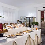 Astor Victoria מלון 3*