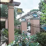 Astor Victoria מלון