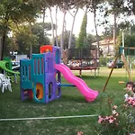 Astor Victoria