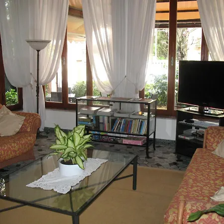 מלון Astor Victoria