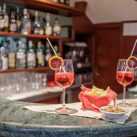 Astor Victoria Отель Форте-деи-Марми