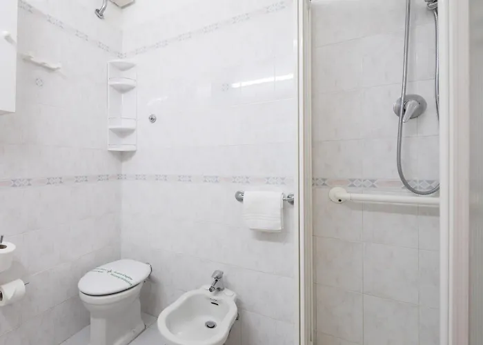 Astor Victoria מלון