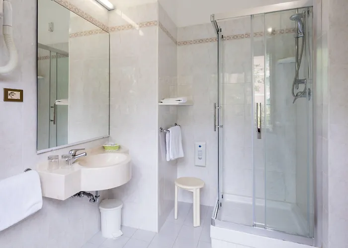 Astor Victoria 3* פורטה דיי מארמי