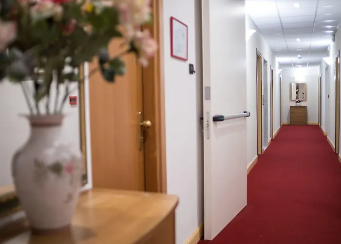 Astor Victoria מלון 3*