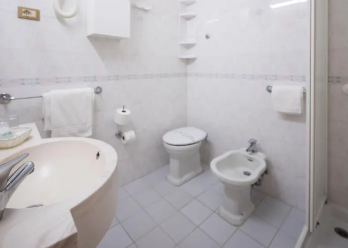 מלון Astor Victoria