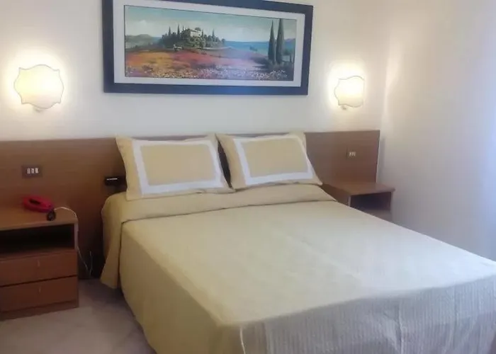 Astor Victoria Hotel 3*